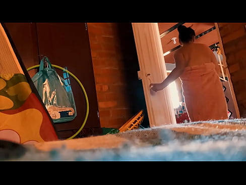 ❤️ Leanann m'uncail mé isteach sa chith, fucks sé mé agus mé a ghlacadh cith. ❤️❌  Físeán porn  linn ️❤