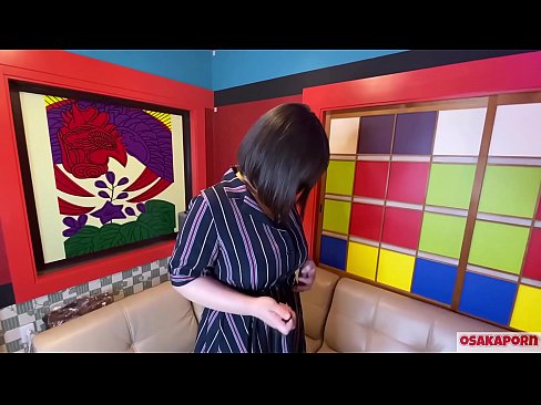 ❤️ Déanann cutie Seapánach le tits móra masturbates le bréagáin ghnéis agus tá orgasm aige. Labhraíonn sí in agallamh faoina taithí fucking. Tits ollmhóra agus pussy hairy ag caoineadh os ard. Osakaporn ❤️❌  Físeán porn  linn ️❤